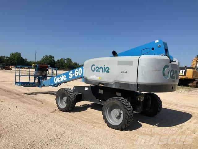 Genie S-60X أخرى