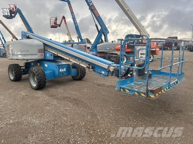Genie S-60X رافعات سلة تلسكوبية