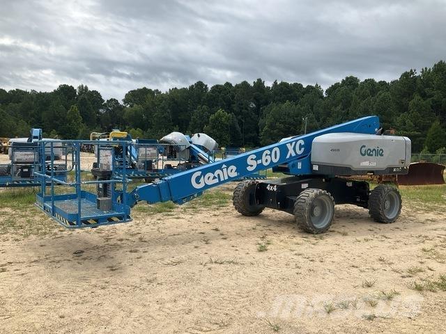 Genie S-60XC رافعات سلة تلسكوبية