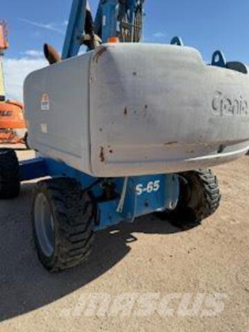 Genie S-65 رافعات سلة تلسكوبية
