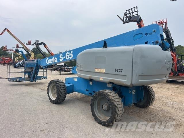 Genie S-65 رافعات سلة تلسكوبية