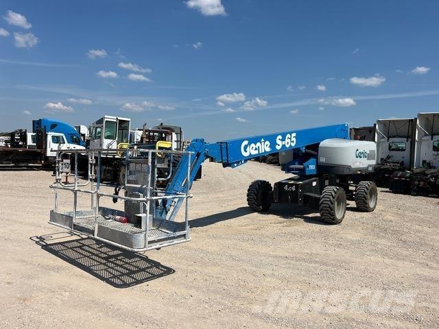 Genie S-65 رافعات سلة تلسكوبية