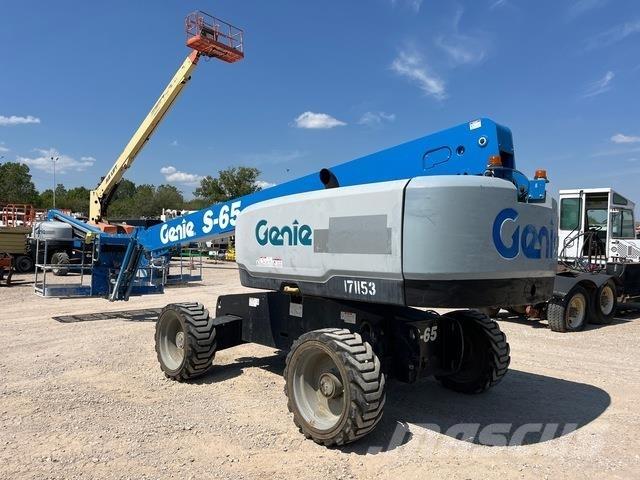 Genie S-65 رافعات سلة تلسكوبية