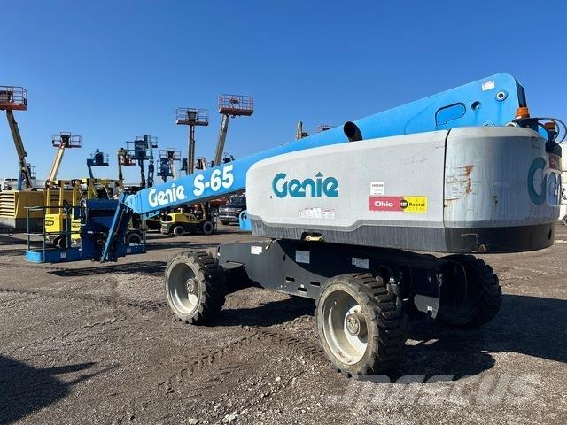 Genie S-65 رافعات سلة تلسكوبية