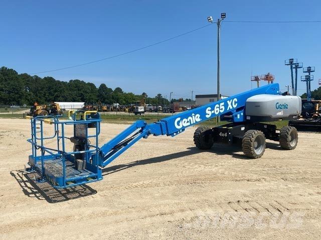Genie S-65XC رافعات سلة تلسكوبية