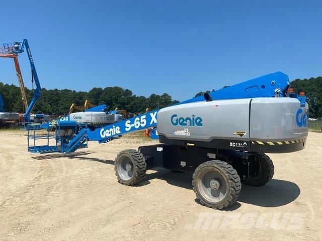 Genie S-65XC رافعات سلة تلسكوبية
