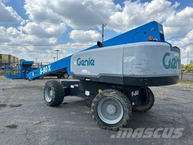 Genie S-80X رافعات سلة تلسكوبية