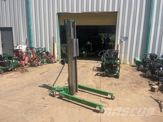 Genie SLA-10 المصاعد والرافعات المادية