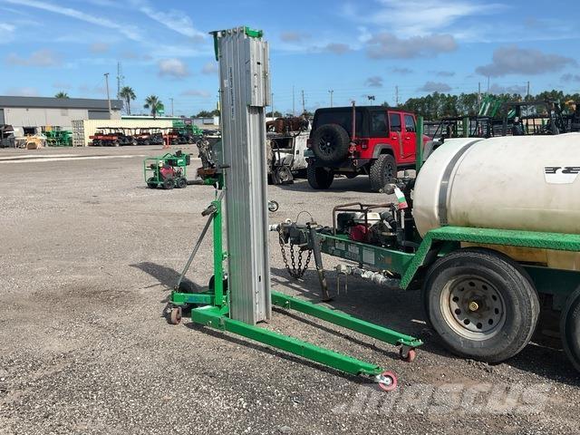 Genie SLC-24 المصاعد والرافعات المادية