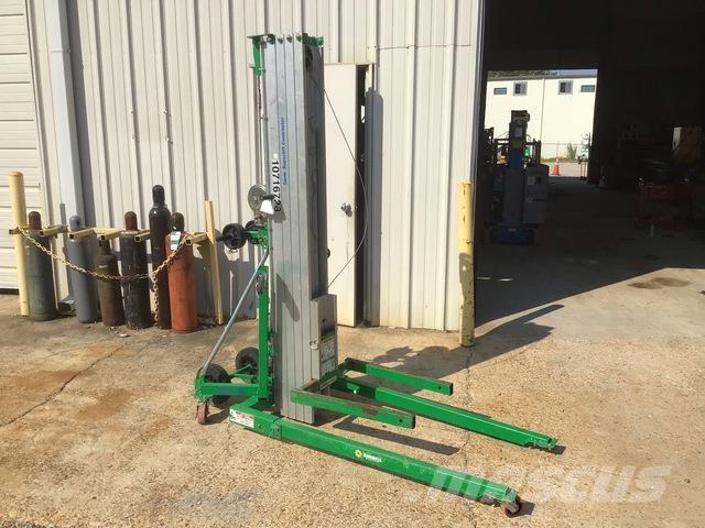 Genie SLC-24 المصاعد والرافعات المادية