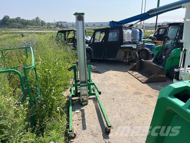 Genie SLC-24 المصاعد والرافعات المادية