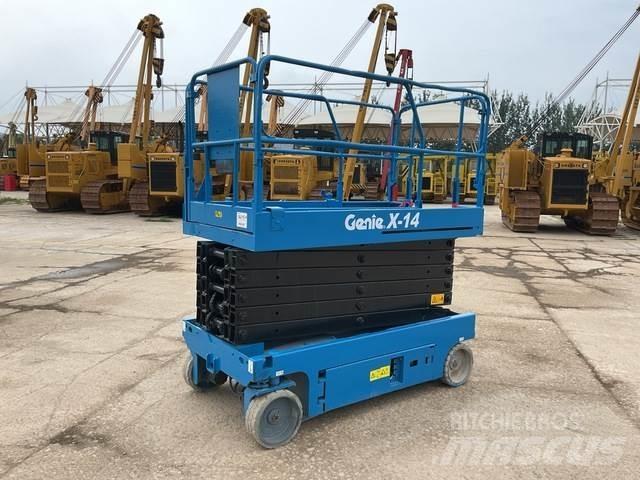 Genie X14 رافعات مقصية الشكل