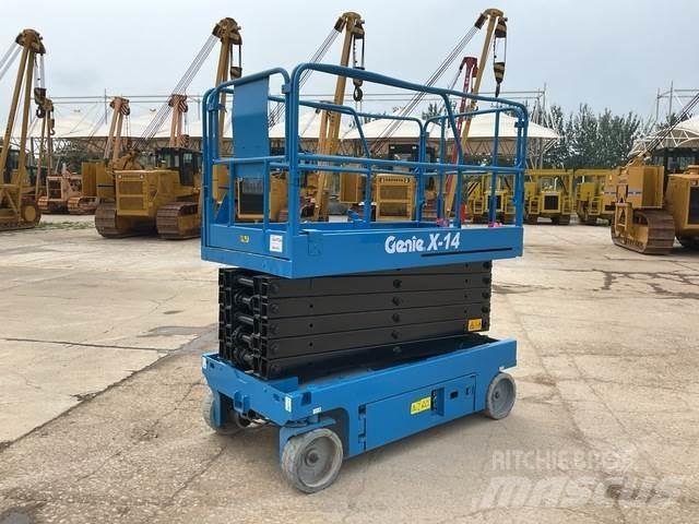 Genie X14 رافعات مقصية الشكل
