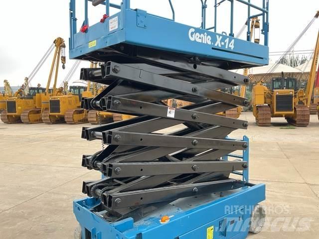 Genie X14 رافعات مقصية الشكل