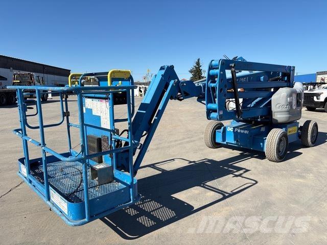Genie Z-45/25J رافعات سلة مفصلية