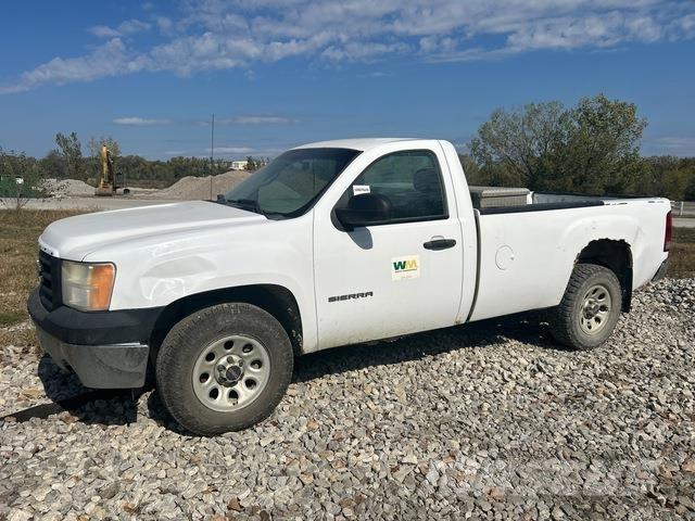 GMC 1500 شاحنات خفيفة/مفصلية الجوانب
