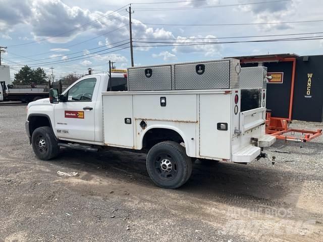 GMC 2500 HD شاحنات خفيفة/مفصلية الجوانب