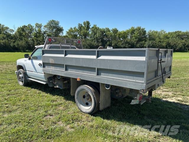 GMC 3500 شاحنات قلابة