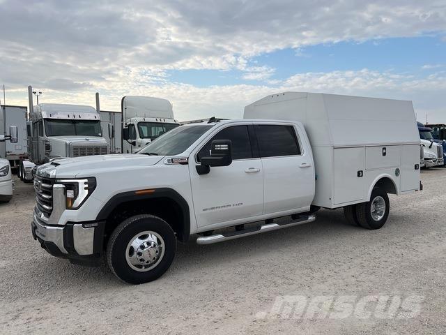 GMC 3500 HD شاحنات خفيفة/مفصلية الجوانب