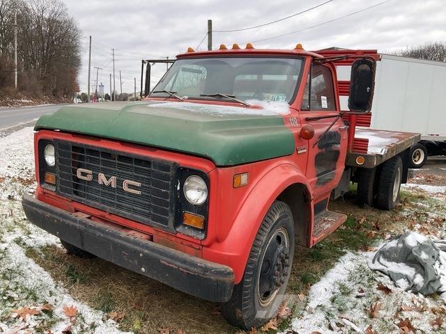 GMC 5500 شاحنات قلابة