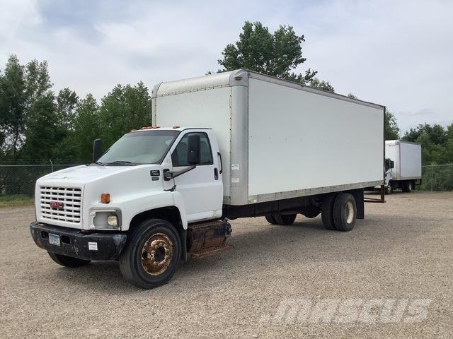 GMC 7500 شاحنات ذات هيكل صندوقي