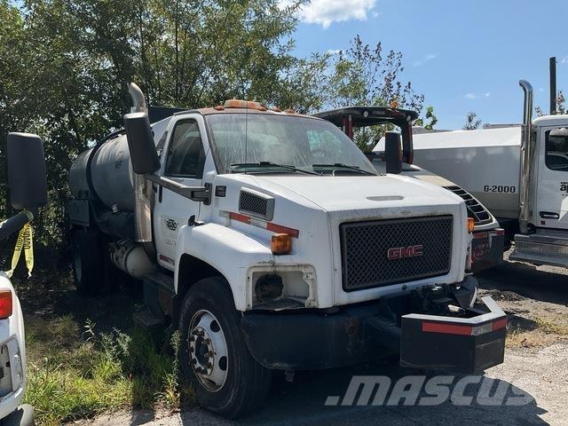 GMC 7500 شاحنات خرسانة