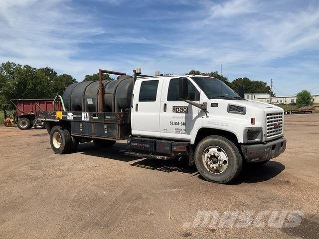 GMC 7500 شاحنات ذات صهاريج