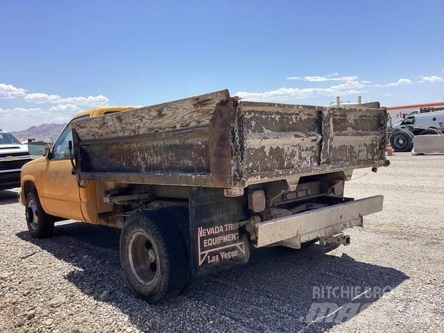 GMC C3500 شاحنات قلابة