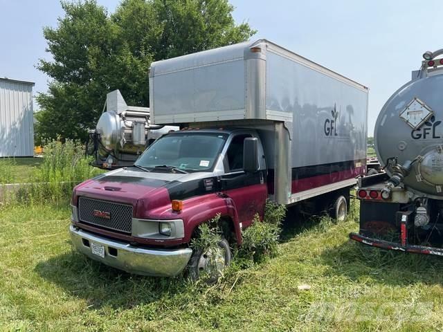 GMC C5500 شاحنات ذات هيكل صندوقي