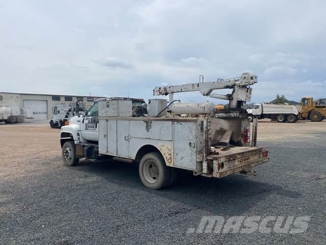 GMC C5500 مركبات الأغراض العامة