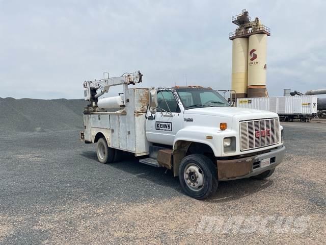 GMC C5500 مركبات الأغراض العامة