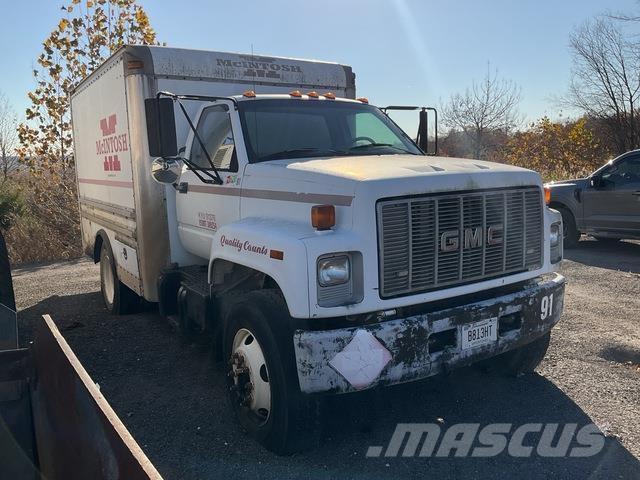 GMC C6500 شاحنات ذات صهاريج