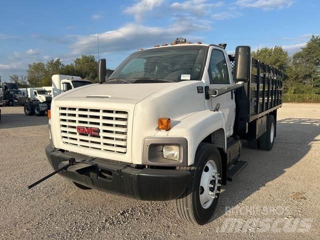 GMC C7500 شاحنات مسطحة/مفصلية الجوانب