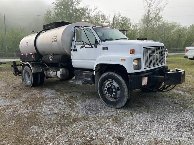 GMC C7500 شاحنات خرسانة