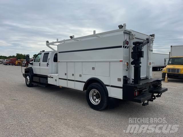 GMC C7500 مركبات الأغراض العامة