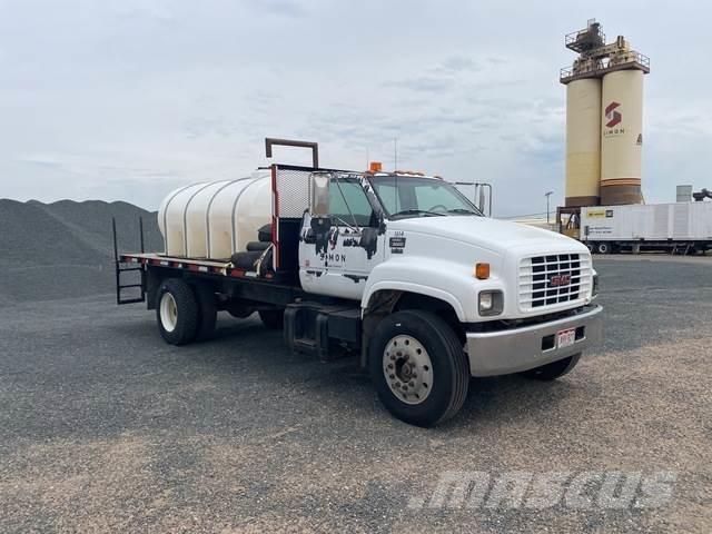 GMC C7500 شاحنات مسطحة/مفصلية الجوانب