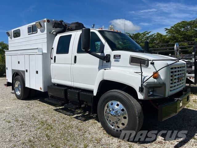 GMC C7500 مركبات الأغراض العامة