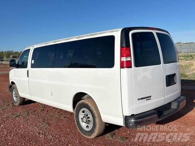 GMC Express سيارات