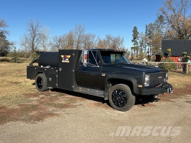 GMC V3500 شاحنات مزدوجة / خلخلة