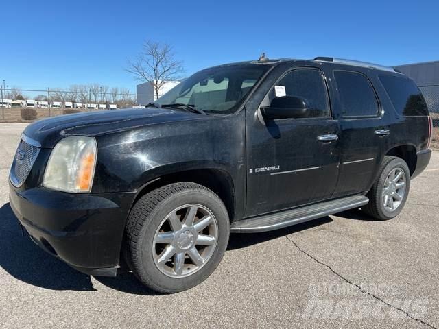 GMC Yukon سيارات
