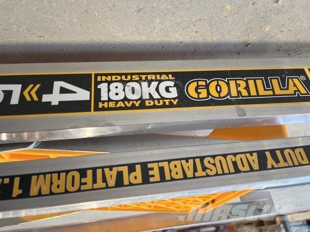  Gorilla أخرى