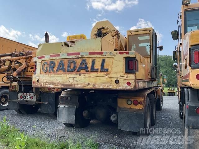 Gradall XL4100 حفارات بعجل