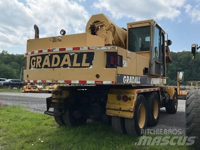 Gradall XL4100 حفارات بعجل