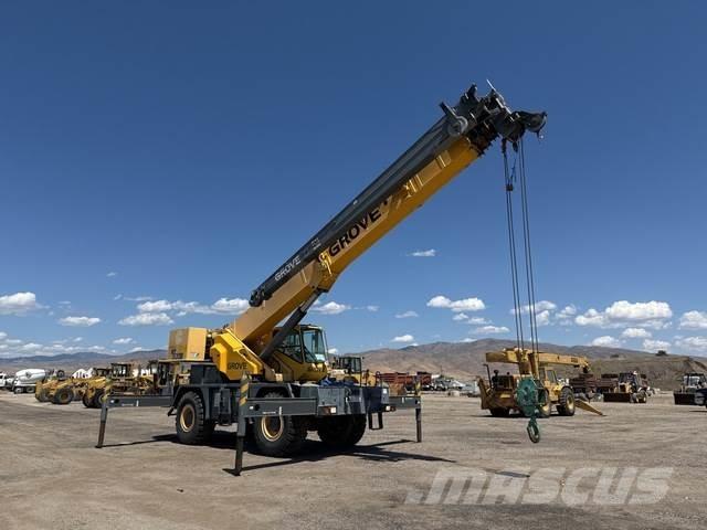 Grove RT535E رافعات الطرق الوعرة