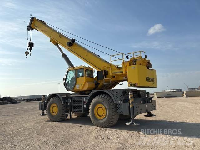 Grove RT880E رافعات الطرق الوعرة