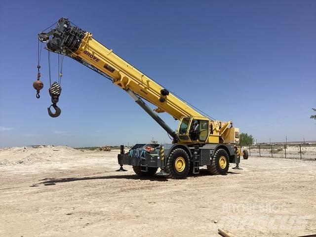 Grove RT890E رافعات الطرق الوعرة