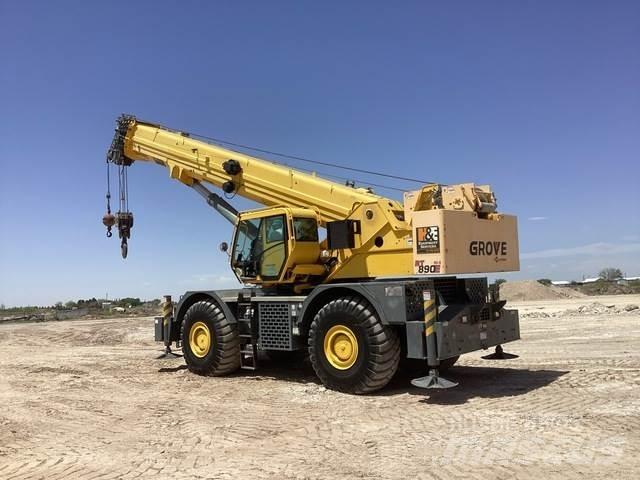 Grove RT890E رافعات الطرق الوعرة
