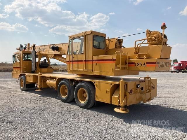 Grove TSM185A رافعات مجنزرة