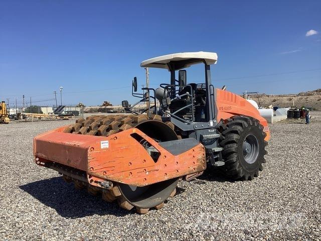 Hamm H11i P مداحل أحادية الأسطوانة