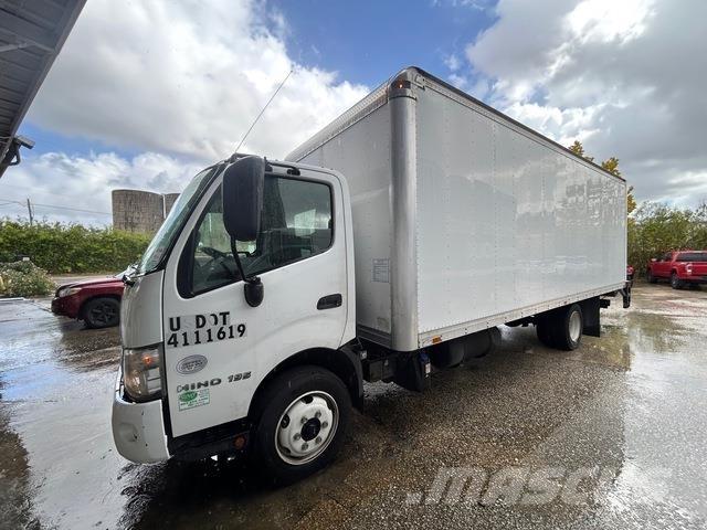 Hino 195 شاحنات ذات هيكل صندوقي
